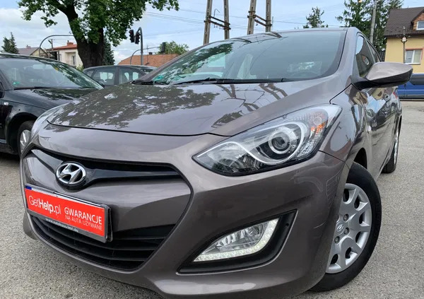 hyundai Hyundai I30 cena 35250 przebieg: 153400, rok produkcji 2013 z Głogów Małopolski